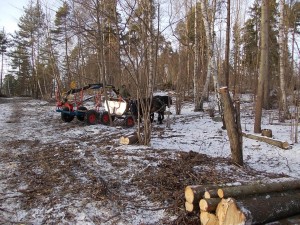 Ekipaget lämnar den gamla vägen mot Enköping. På andra sidan kullen låg en krog mellan 1735 och 1821